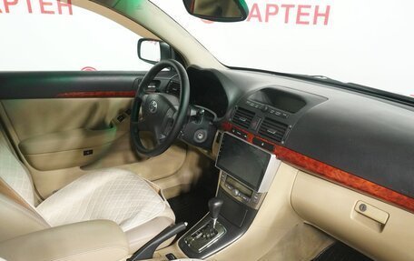 Toyota Avensis III рестайлинг, 2005 год, 598 000 рублей, 10 фотография