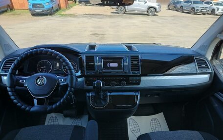 Volkswagen Multivan T6 рестайлинг, 2019 год, 5 400 000 рублей, 5 фотография