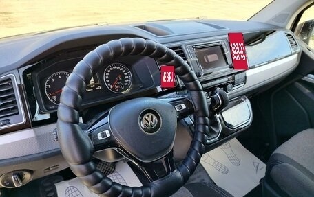Volkswagen Multivan T6 рестайлинг, 2019 год, 5 400 000 рублей, 6 фотография