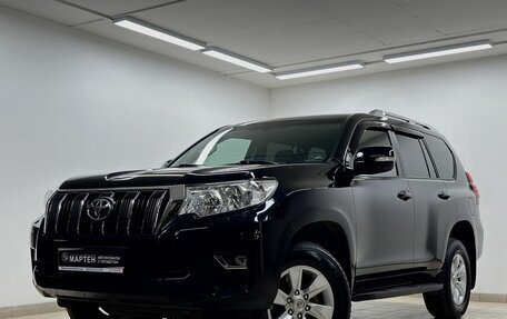 Toyota Land Cruiser Prado 150 рестайлинг 2, 2022 год, 6 189 000 рублей, 7 фотография