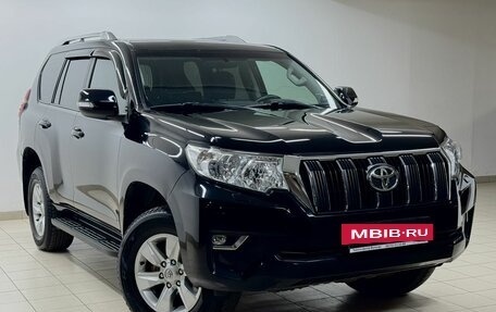 Toyota Land Cruiser Prado 150 рестайлинг 2, 2022 год, 6 189 000 рублей, 3 фотография
