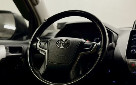 Toyota Land Cruiser Prado 150 рестайлинг 2, 2022 год, 6 189 000 рублей, 19 фотография