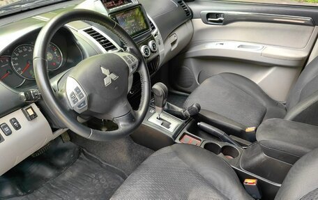Mitsubishi Pajero Sport II рестайлинг, 2014 год, 2 000 000 рублей, 9 фотография