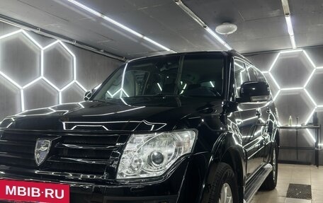 Mitsubishi Pajero IV, 2013 год, 2 300 000 рублей, 2 фотография