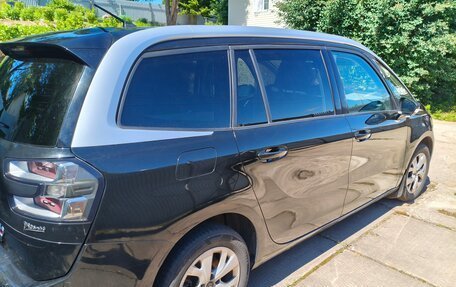 Citroen C4 Picasso II рестайлинг, 2017 год, 1 350 000 рублей, 2 фотография