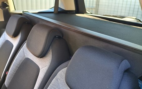 Citroen C4 Picasso II рестайлинг, 2017 год, 1 350 000 рублей, 9 фотография