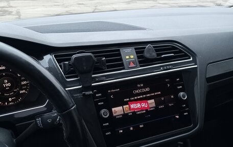Volkswagen Tiguan II, 2018 год, 2 850 000 рублей, 6 фотография