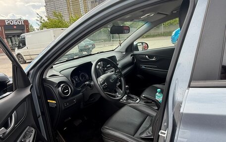 Hyundai Kona I, 2018 год, 1 600 000 рублей, 8 фотография