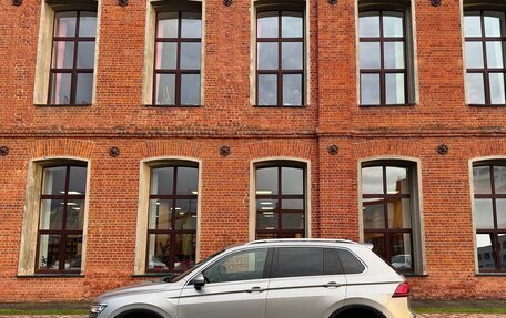 Volkswagen Tiguan II, 2017 год, 2 480 000 рублей, 4 фотография