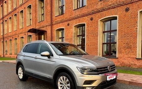 Volkswagen Tiguan II, 2017 год, 2 480 000 рублей, 13 фотография