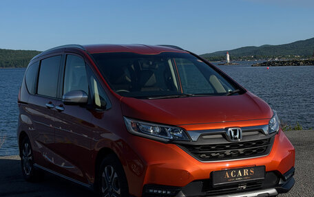 Honda Freed II, 2023 год, 1 500 000 рублей, 2 фотография