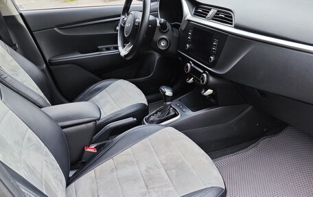 KIA Rio IV, 2021 год, 1 799 999 рублей, 10 фотография