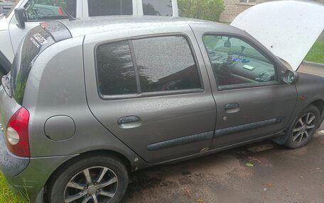 Renault Clio III, 2002 год, 200 000 рублей, 2 фотография