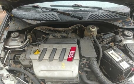 Renault Clio III, 2002 год, 200 000 рублей, 11 фотография