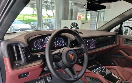 Porsche Cayenne III, 2025 год, 27 990 000 рублей, 8 фотография