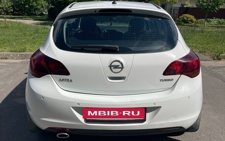Opel Astra J, 2011 год, 550 000 рублей, 4 фотография