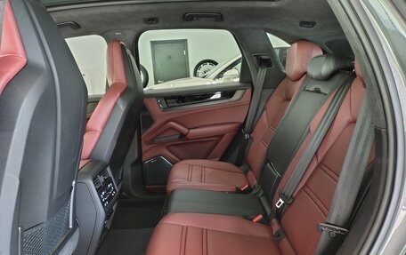 Porsche Cayenne III, 2025 год, 27 990 000 рублей, 12 фотография