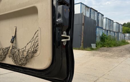 Toyota Land Cruiser Prado 120 рестайлинг, 2007 год, 1 999 999 рублей, 12 фотография