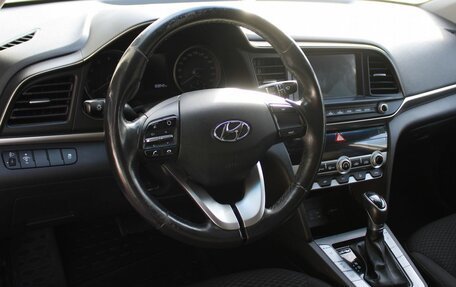 Hyundai Elantra VI рестайлинг, 2020 год, 1 689 000 рублей, 10 фотография