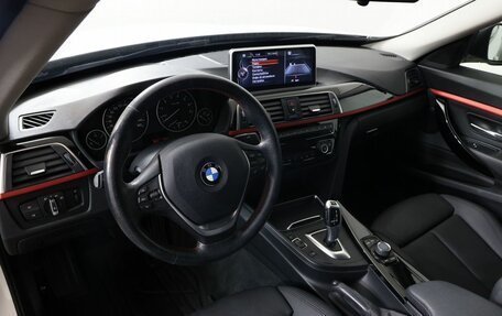BMW 3 серия, 2017 год, 2 450 000 рублей, 12 фотография
