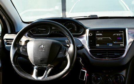 Peugeot 2008 II, 2014 год, 765 000 рублей, 19 фотография