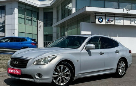 Infiniti M, 2012 год, 1 037 000 рублей, 1 фотография