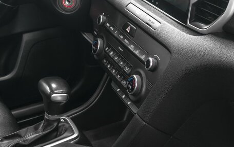 KIA Sportage IV рестайлинг, 2017 год, 2 199 900 рублей, 11 фотография