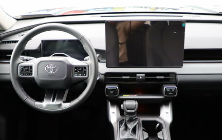 Toyota RAV4, 2026 год, 4 290 000 рублей, 15 фотография