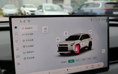 Toyota RAV4, 2026 год, 4 290 000 рублей, 22 фотография