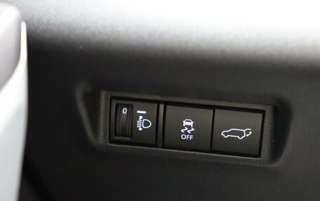 Toyota RAV4, 2026 год, 4 290 000 рублей, 23 фотография