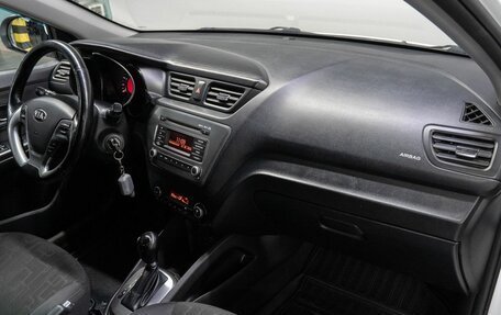 KIA Rio III рестайлинг, 2015 год, 999 000 рублей, 17 фотография