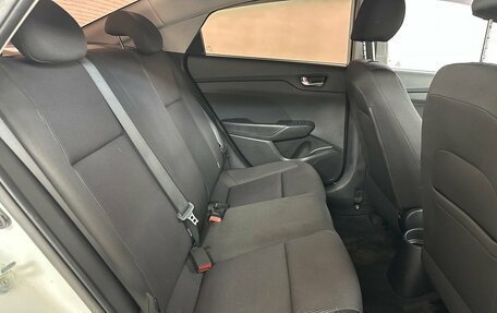 Hyundai Solaris II рестайлинг, 2017 год, 1 070 000 рублей, 12 фотография