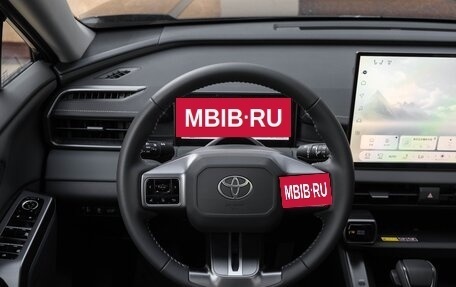 Toyota RAV4, 2026 год, 3 820 000 рублей, 12 фотография