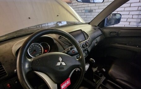 Mitsubishi L200 IV рестайлинг, 2014 год, 1 700 000 рублей, 8 фотография