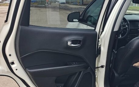 Jeep Compass II, 2018 год, 1 850 000 рублей, 29 фотография