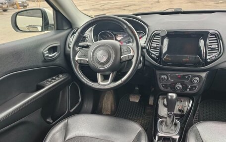 Jeep Compass II, 2018 год, 1 850 000 рублей, 30 фотография
