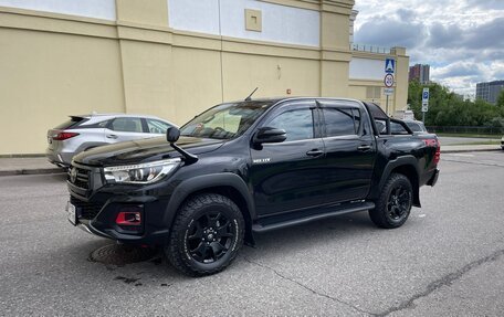 Toyota Hilux VIII, 2018 год, 4 250 000 рублей, 9 фотография