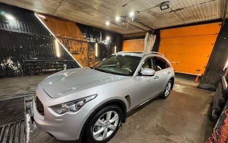 Infiniti FX II, 2010 год, 1 830 000 рублей, 6 фотография