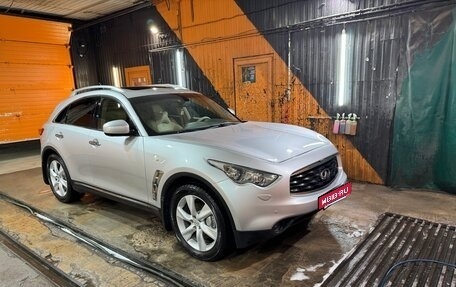 Infiniti FX II, 2010 год, 1 830 000 рублей, 3 фотография