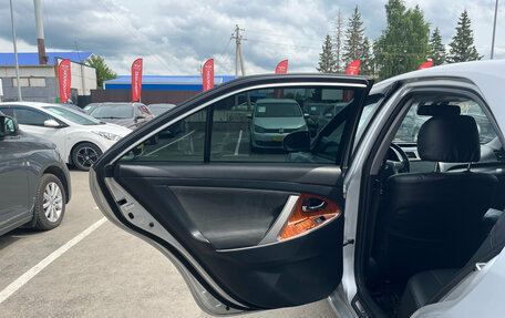 Toyota Camry, 2010 год, 1 280 000 рублей, 17 фотография