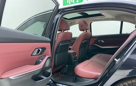 BMW 3 серия, 2022 год, 2 950 000 рублей, 12 фотография