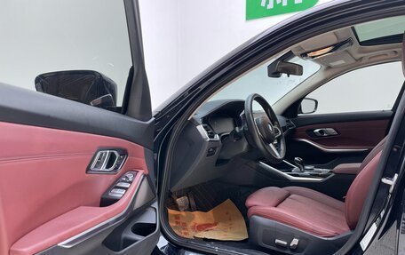BMW 3 серия, 2022 год, 2 950 000 рублей, 14 фотография