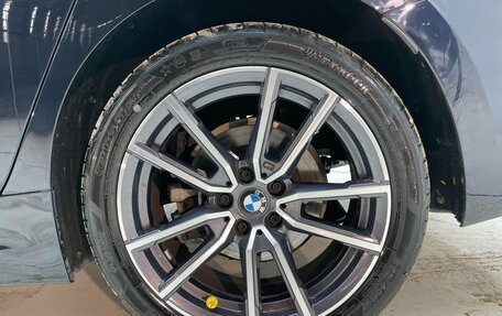 BMW 3 серия, 2022 год, 2 950 000 рублей, 15 фотография