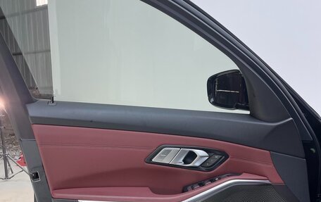 BMW 3 серия, 2022 год, 2 950 000 рублей, 21 фотография