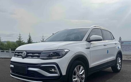 Volkswagen T-Cross I, 2022 год, 1 200 000 рублей, 1 фотография