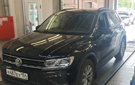 Volkswagen Tiguan II, 2020 год, 3 050 000 рублей, 1 фотография