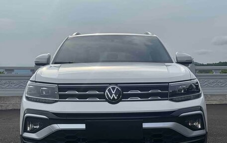 Volkswagen T-Cross I, 2022 год, 1 200 000 рублей, 2 фотография