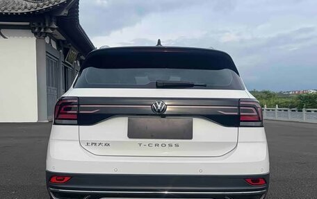Volkswagen T-Cross I, 2022 год, 1 200 000 рублей, 4 фотография