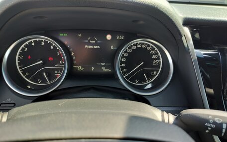 Toyota Camry, 2021 год, 3 200 000 рублей, 5 фотография