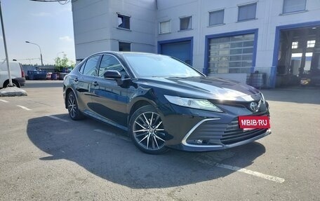 Toyota Camry, 2021 год, 3 200 000 рублей, 3 фотография